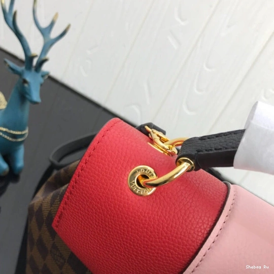 BACKPACK LOUIS CHANELAPTON VUITTON 0803